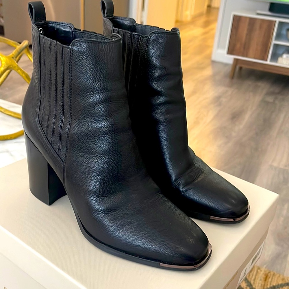 Marc Fisher Black Leather Taline Bootie - Size 7